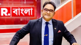 রিপাবলিক বাংলা ছাড়লেন আলোচিত উপস্থাপক...ময়ূখ রঞ্জন ঘোষ